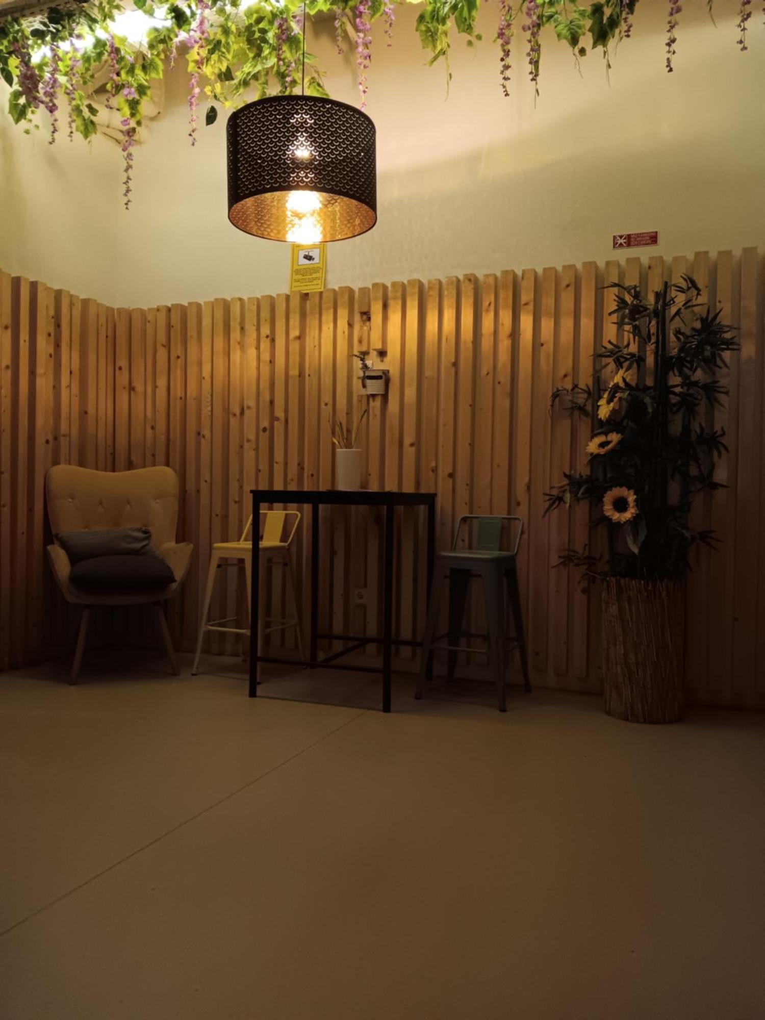 Metro Campanha Studios Порто Екстериор снимка
